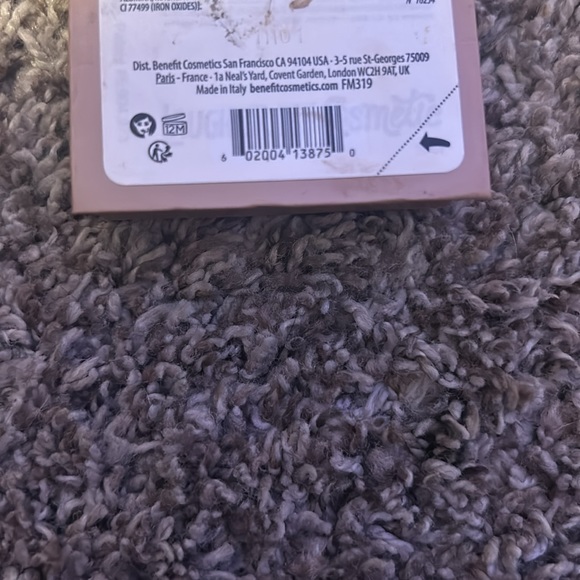 benefit dandelion twinkle highlighter - Picture 3 of 3